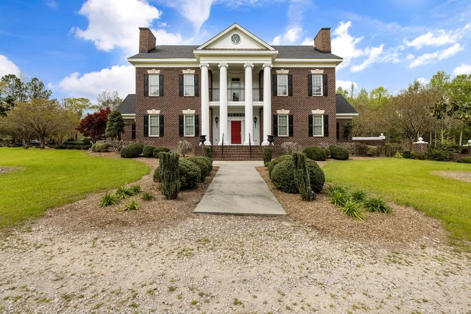 Historic House Tour Tips: What to Expect